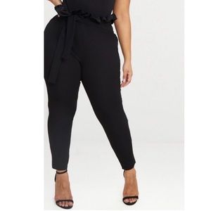Pretty Little Thing | Paperbag Skinny Pant 22